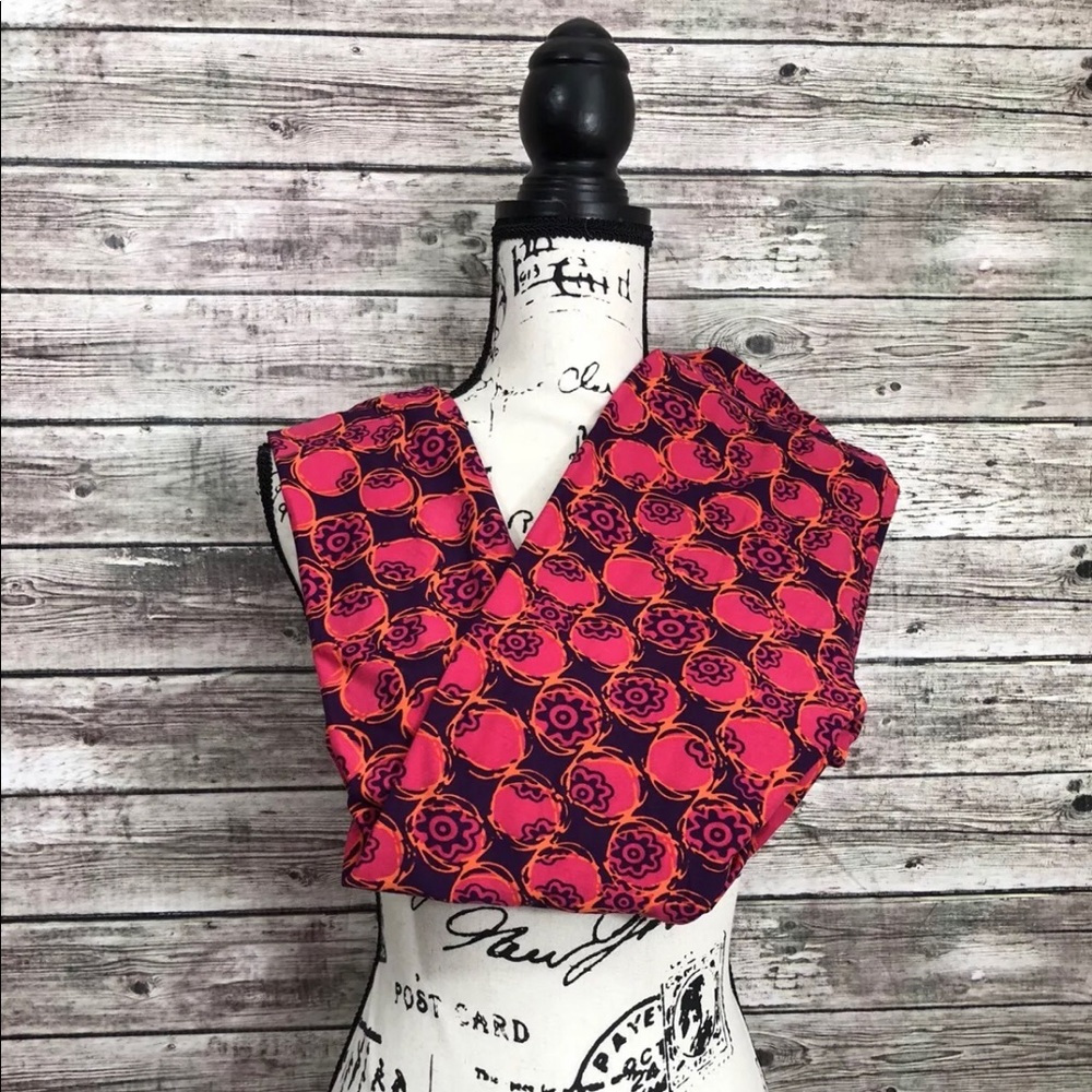 New LulaRoe OS Valentine’s Day Leggings